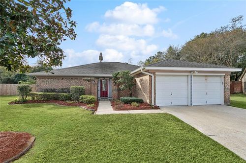 700 S Lake Caddo Ct, Slidell, LA, 70461-3847 | Card Image