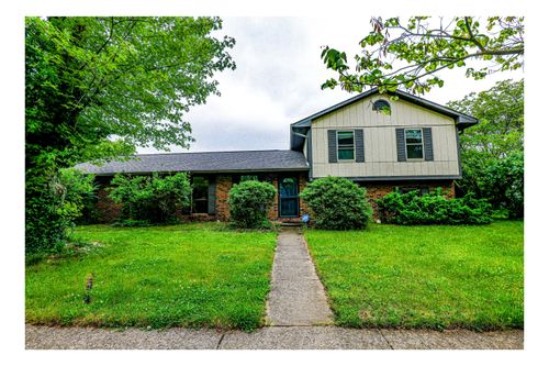 8807 Powderhorn Ln, Indianapolis, IN, 46256-1370 | Card Image