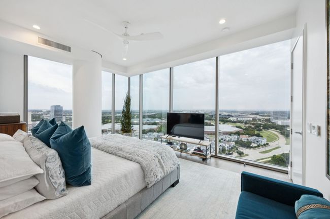 APT-2101 - 7901 Windrose Ave, Condo with 2 bedrooms, 3 bathrooms and null parking in Plano TX | Image 13