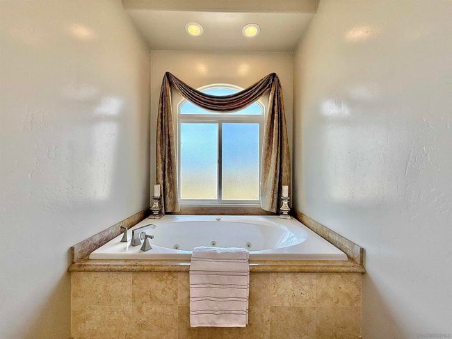 9189 Vista Entrada, House other with 4 bedrooms, 4 bathrooms and 12 parking in Lakeside CA | Image 27