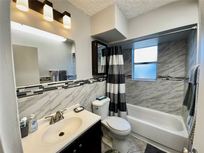 APT-1307 - 1800 N Lauderdale Ave, Condo with 2 bedrooms, 2 bathrooms and null parking in North Lauderdale FL | Image 17