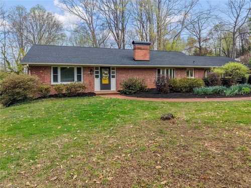 3301 Midkiff Rd, Winston-Salem, NC, 27106-3031 | Card Image