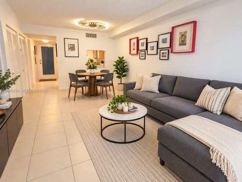 212-1666 West Ave, Miami Beach, FL, 33139-2338 | Card Image