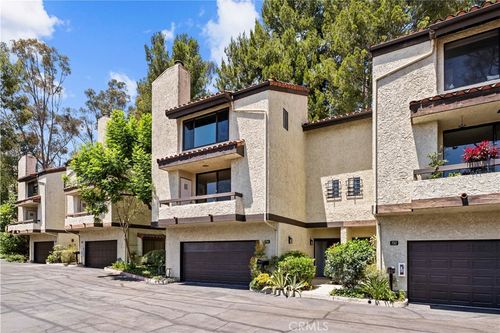 734 Fremont Villas, Los Angeles, CA, 90042 | Card Image