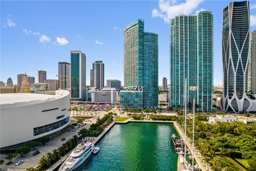 2101-888 Biscayne Blvd, MIAMI, FL, 33132-1550 | Card Image