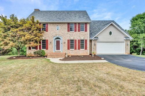 119 Pleasant View Dr, Goode, VA, 24556 | Card Image