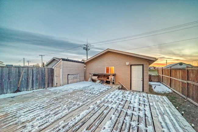 97 Martinvalley Crescent Ne, Home with 4 bedrooms, 2 bathrooms and 2 parking in Calgary AB | Image 42