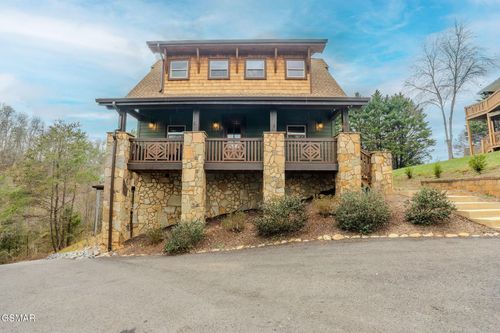 615 Rainbow Rd, Sevierville, TN, 37862-2911 | Card Image