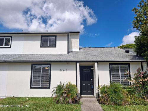 567 Aquatic Dr, ATLANTIC BEACH, FL, 32233-3851 | Card Image