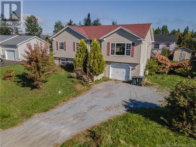 17 Av Kelti, House other with 3 bedrooms, 2 bathrooms and null parking in Hampton NB | Image 1