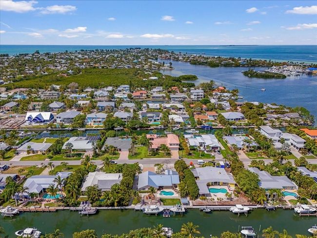 519 74 Th St, House other with 3 bedrooms, 3 bathrooms and null parking in HOLMES BEACH FL | Image 42