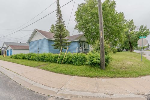 21 Cherry Ave, Kapuskasing, ON, P5N2E2 | Card Image
