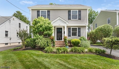 331 Stoughton Ave, Cranford, NJ, 07016-2854 | Card Image