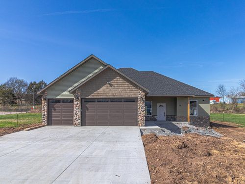 72 Lob Lob Ln, Pineville, MO, 64856-8357 | Card Image