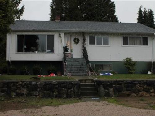 529 Brookmere Ave, Coquitlam, BC, V3J1W8 | Card Image