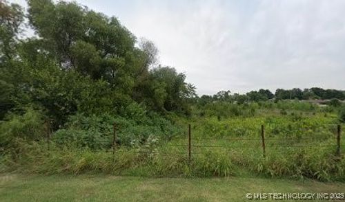 3620 E Gillette St, Broken Arrow, OK, 74014-8886 | Card Image