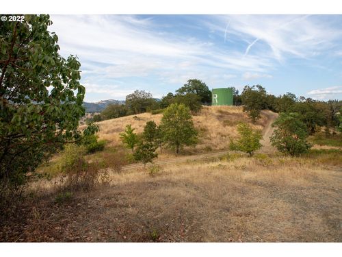 0 E 2nd Ave, Riddle, OR, 97469 | Card Image