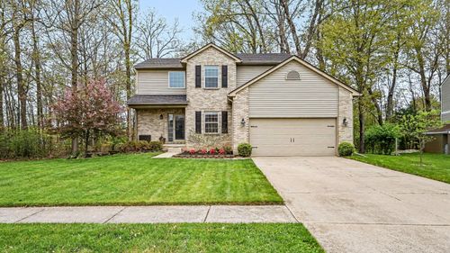 9410 Sandlewood Dr, Whitmore Lake, MI, 48189-8204 | Card Image