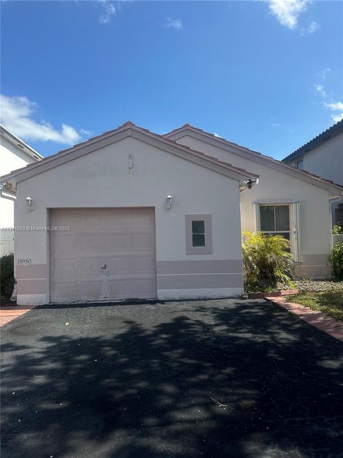 18950 Nw 22nd St, Pembroke Pines, FL, 33029-3841 | Card Image
