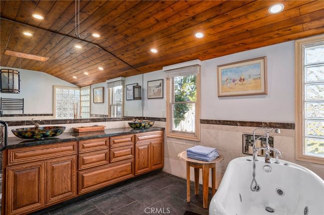 183 Monarch Bay Dr, House other with 4 bedrooms, 4 bathrooms and 3 parking in Dana Point CA | Image 17