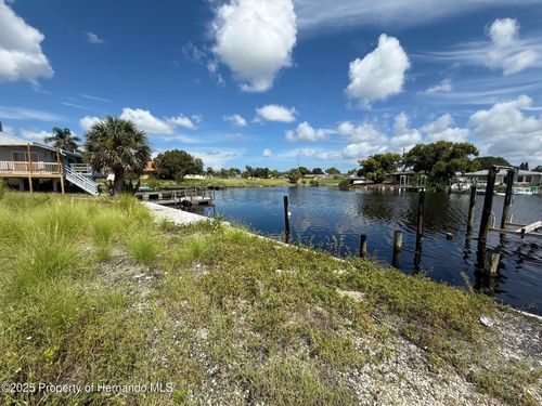 5251 Boardwalk St, HOLIDAY, FL, 34690-6649 | Card Image