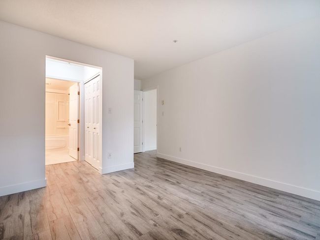 105 - 2505 E Broadway, Condo with 2 bedrooms, 2 bathrooms and 2 parking in Vancouver BC | Image 17