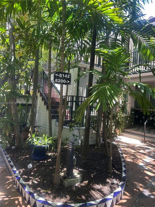 3-8200 Byron Ave, Miami Beach, FL, 33141-4906 | Card Image