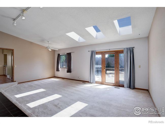 Natural light! | Image 19