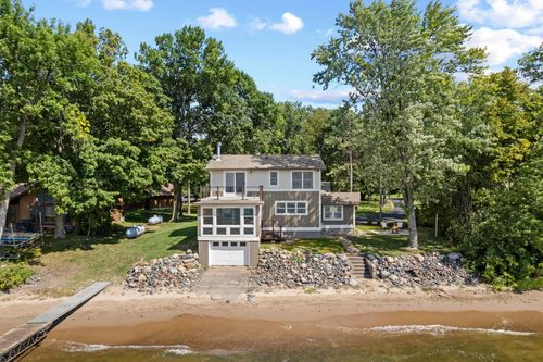 16405 328th Ave, Isle, MN, 56342-4764 | Card Image