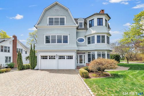 126 5th Ave, Milford, CT, 06460-5206 | Card Image