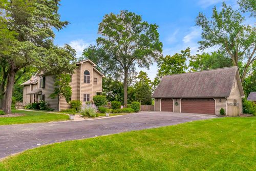 19W681 109th St, Lemont, IL, 60439-8901 | Card Image