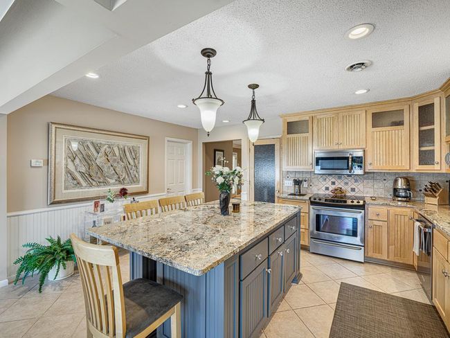 10 - Kitchen.jpg | Image 10