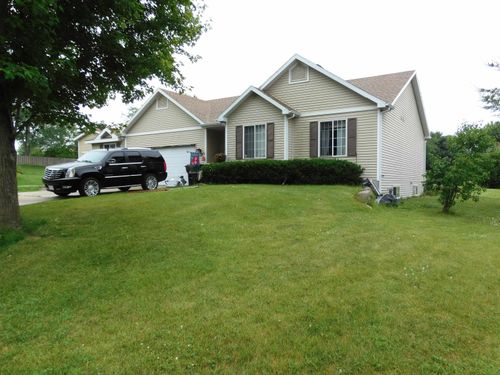 311 Spoke Cir, Sun Prairie, WI, 53590-3441 | Card Image