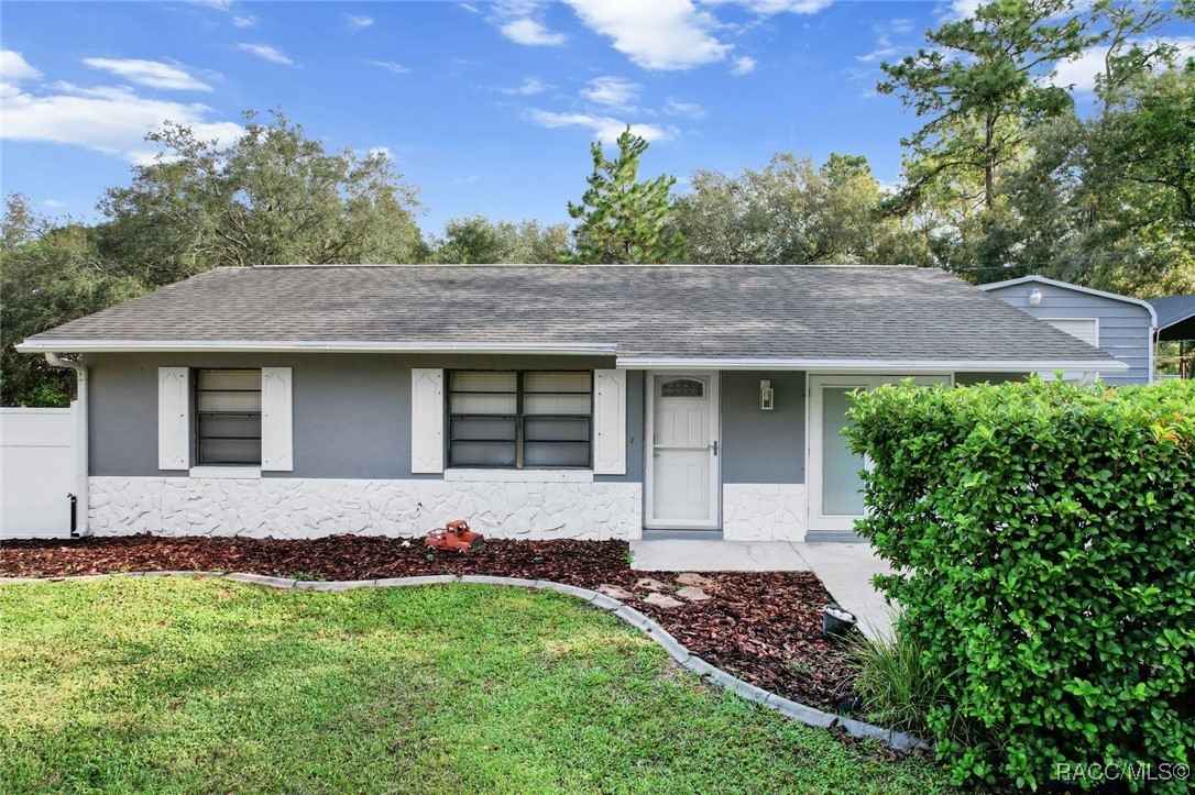 Berrigan Ct, Homosassa, FL 34446