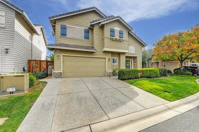 110 Royalton Cir, House other with 3 bedrooms, 2 bathrooms and null parking in Folsom CA | Image 2