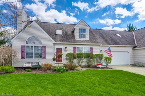 7559 Chandler Court, Sagamore Hills, OH, 44067 | Card Image