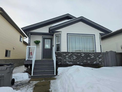 58 Pinnacle Cross, Grande Prairie, AB, T8W2X3 | Card Image