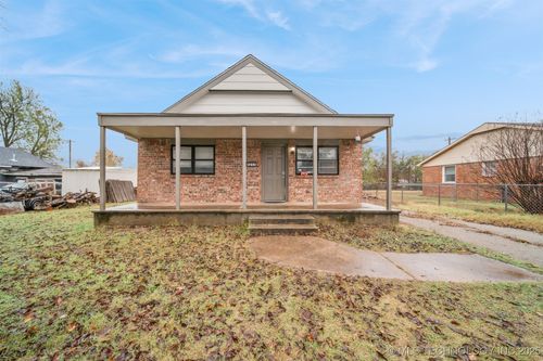 1217 Cherry St, Cushing, OK, 74023-4201 | Card Image