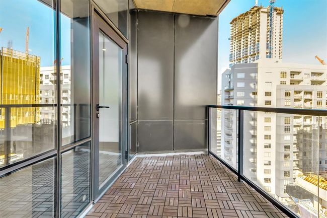 APT-2107 - 70 Rainey St, Condo with 2 bedrooms, 2 bathrooms and 1 parking in Austin TX | Image 24