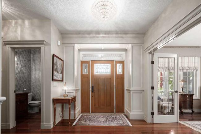 10 Spring Valley Pl Sw, House other with 5 bedrooms, 5 bathrooms and 6 parking in Calgary AB | Image 8