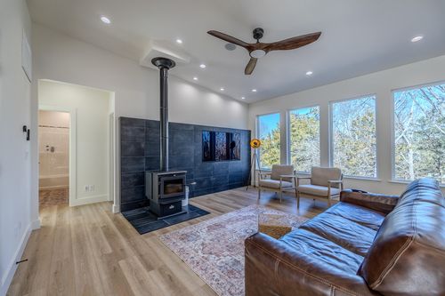 139 Cherokee Dr, Kimberling City, MO, 65686-7220 | Card Image