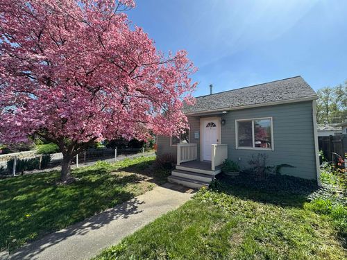 1906 15th Ave, Lewiston, ID, 83501-3638 | Card Image