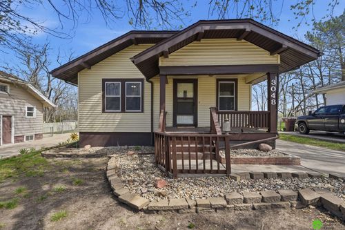 3048 S 48th St, Lincoln, NE, 68506-3351 | Card Image