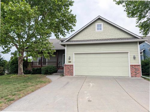 533 Autumn Glen Ct, Newton, KS, 67114-9003 | Card Image