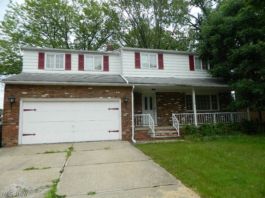 360 Kenyon Avenue, Sold in Bedford Zoocasa