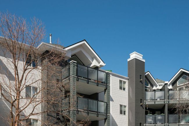 402 - 10 Sierra Morena Mews Sw, Home with 2 bedrooms, 2 bathrooms and 1 parking in Calgary AB | Image 31