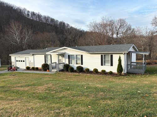 125 Compton Dr, Elliston, VA, 24087-3432 | Card Image