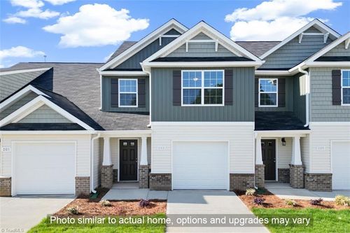 132 Tallwood Dr, Elkin, NC, 28621-2935 | Card Image