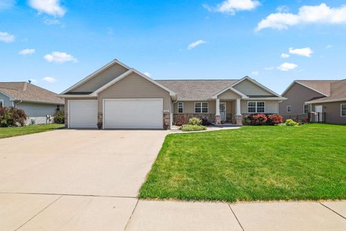 2143 W Melcorn Circle, DE PERE, WI, 54115 | Card Image