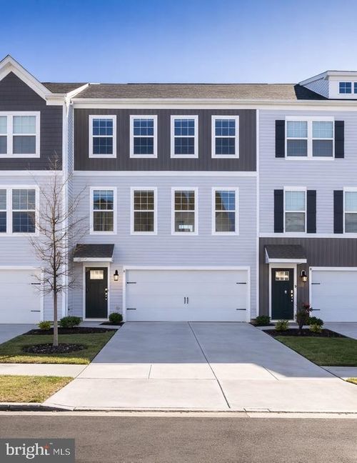 18 Foundry Blvd, Mount Holly, NJ, 08060-1390 | Card Image